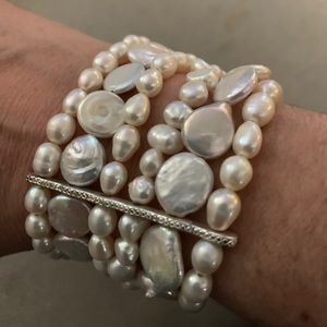 Stella & Dot Coin Pearl Bracelet